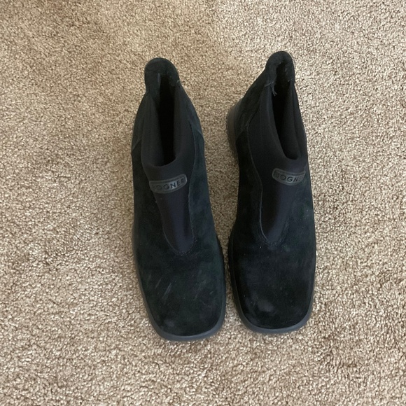 Vintage Bogner Square Toe Black Suede Ankle Boots Womens Size 7B - Picture 1 of 6